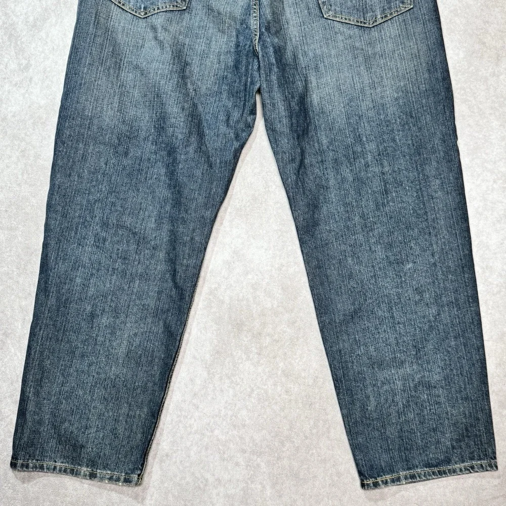 NWT Levis 550 Jeans Mens 44x29 Med Dark Relaxed Fit Denim Loose Through Thigh